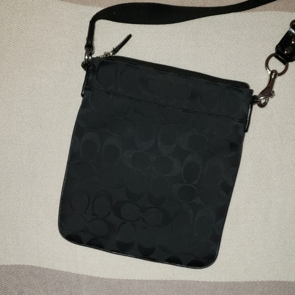 Coach crossbody bag - Picture 2 of 2